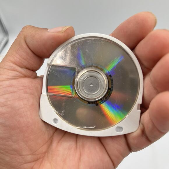 Gretzky NHL (Sony PSP, 2005) Disc Only - Tested and works - Picture 2 of 4